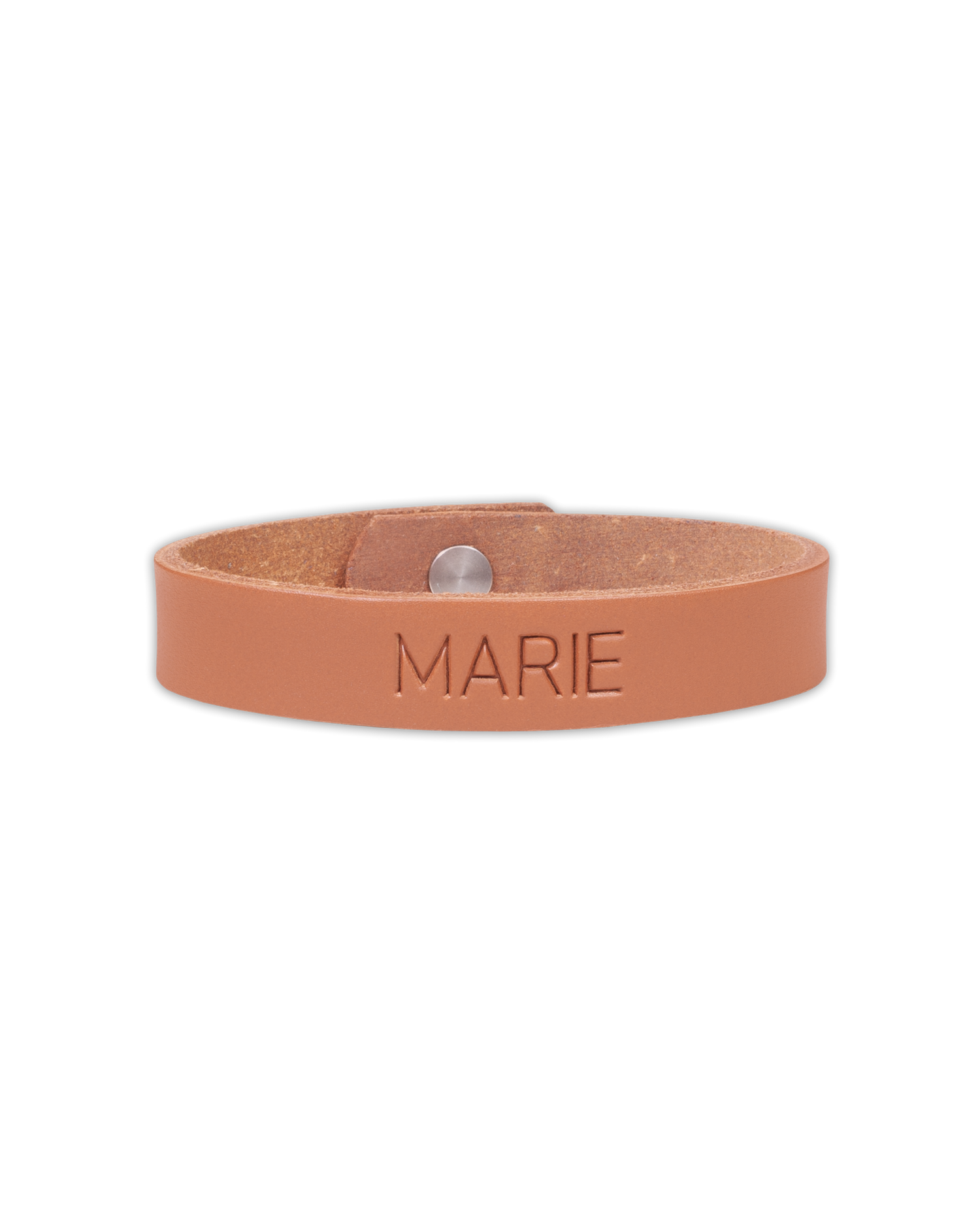 MONO läderarmband från byRavn i cognac läder med namnet "Marie" graverat och tryckknapp i stål